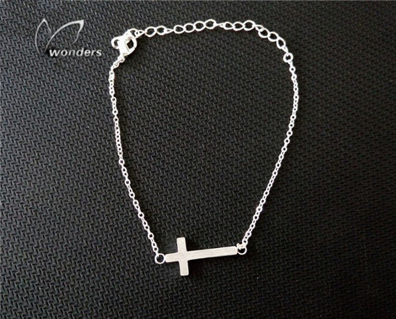 B008 Fashion Sideways Cross Bracelet Stainless Steel Faith Christian Cross Bracelet Simple Tiny Small Horizontal Cross Bracelets